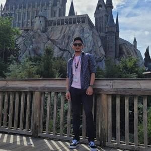 Meet your Posher, Luis